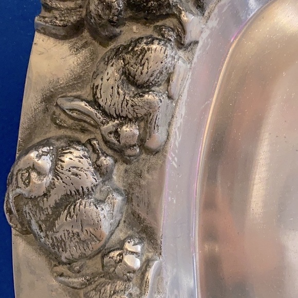 Handcrafted in Mexico Betty Barrena Easter Rabbit Aluminum Platter - Picture 5 of 9